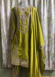 🎉Elegant Green Kurta Set