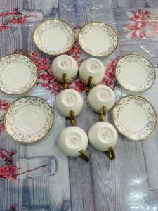 New Royal Vintage Gloden Tea Cup Set