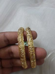 City gold Bangles