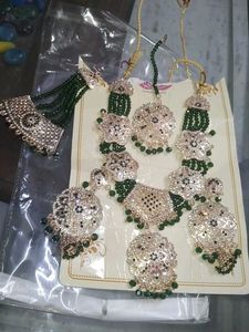 Elegant Necklace Set