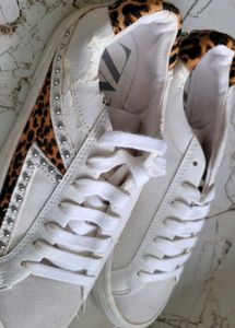 100% Original Zara Sneakers