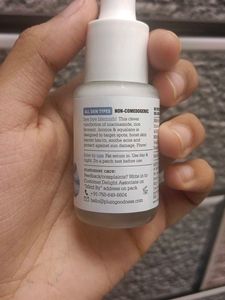 Plum 10%Niacinamide Face Serum