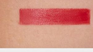 Strawberry Rococo Cloud Lip Cream S09