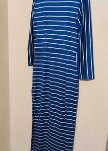 Side Cut Bodycon Dress 👗💙