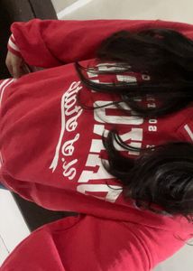 H&amp;M Red sweatshirt with Print🎀