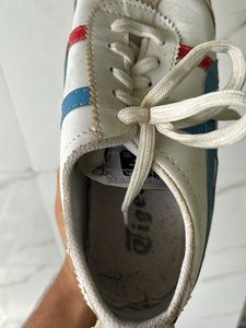 Onitsuka Tiger Sneakers - UK7