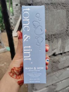 TONE &amp; TINT Wash &amp; Wow Gentle Non-Foaming Face Wah
