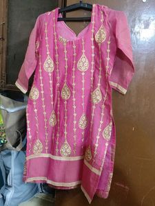 Pink &amp; Gold Kurta salwar set