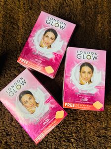 London Glow Powder With Free Puff