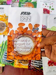 Nykaa Skin Secrets Sheet UnMasks 20 Piece Combo