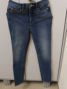 Magic Jeans - Stylish Denim