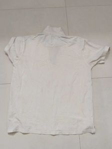 Driscoll&#39;s White Polo T-Shirt