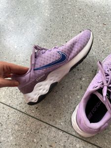 Nike sports Shoe