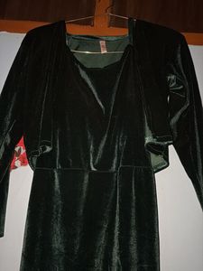 Elegant Green Velvet Dress