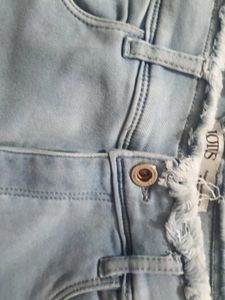 Frayed Hem Light Wash Flare Jeans