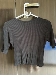 Black Ribbed Top