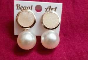 Stylish Pearls Earrings