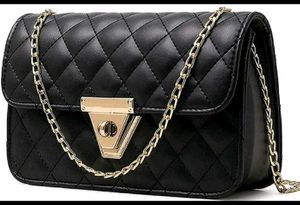 Elegant Black Sling Bag With Gold Chain