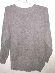 Sweater For Men Or Women. VERY SOFT.
