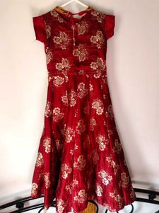 Red Embroidered Girls&#39; Anarkali Suit