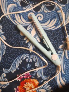 Mini Straightener