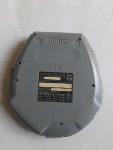 2 Cd Walkman Players