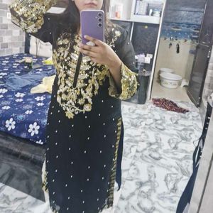 Embroidered pakstani Kurta Set with duppta