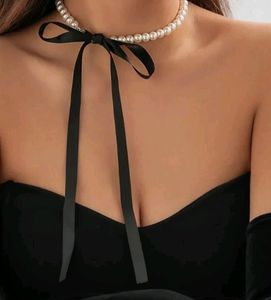 Ribbon Pearl Necklace