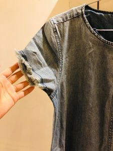 DENIM DRESS BY ELLE IN SIZE M