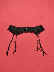 Garter Balt Size 30/32