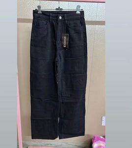 black wide legs jeans
