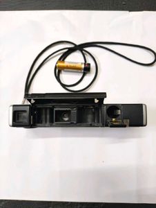 ( 1977 Minolta Autopak 450E Camera )