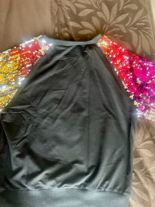 Sequence Sleeves Top