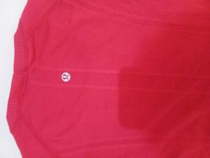lululemon t shirt