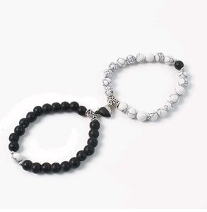 Couple&#39;s Magnetic Beaded Bracelets