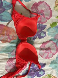 Lightly Padded Wired Bra