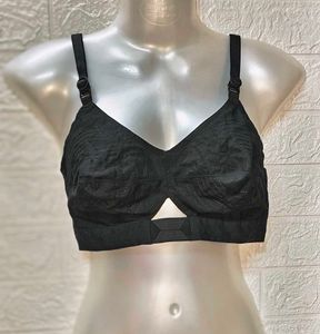 Size 40 Combo Black And White Bra Fixed Price