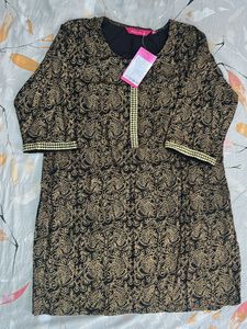 Elegant Embroidered Kurta