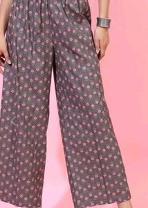 Vishudh Floral Printed Kurti Set For Women