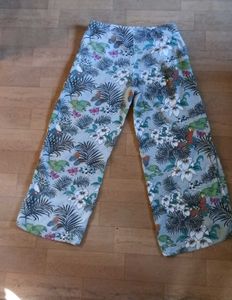 Floral Print Cropped Pants