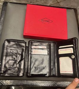 Fossil Leather Wallet w/ Box