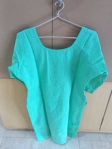 Floral Embroidered Kurta