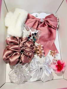 Women Trendy Bow Clips (Hair Accessories)