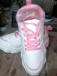 Stylish White &amp; Pink Sneakers