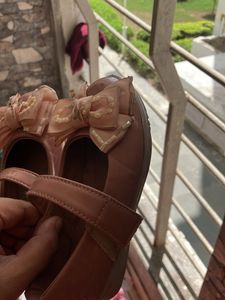 Girls Pink Bow Shoes Size 7