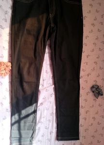 Timeless Black Jeans! 🖤