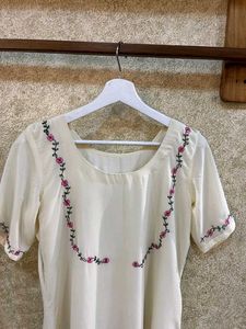Casual embroidered kurta