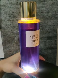 Victoria Secret Violet Lily Mist