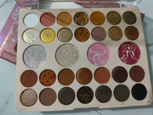 GS7 Eyeshadow Palette