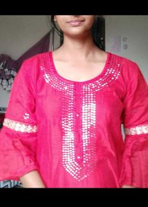 Beautiful Set Of Red Kurti